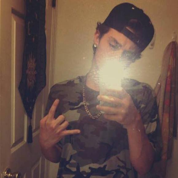 Meet your Posher, Shawn - Picture 1 of 1